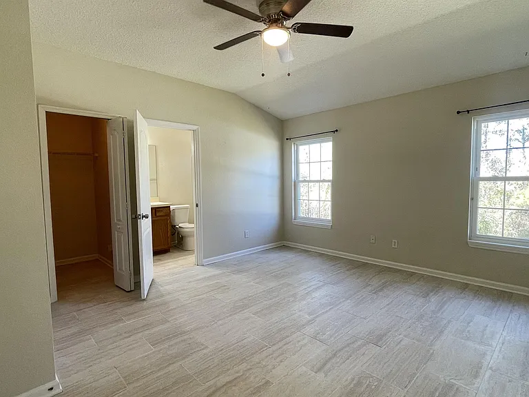 1707 Biscayne Bay Cir — Photo 12