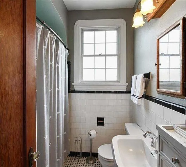 3710 Nashville Ave — Photo 5