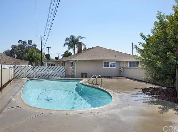 2nd image of 2626 E Alki Pl