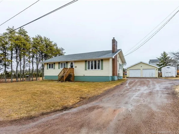 52 British Settlement Rd E, Sackville, NB E4L 4S8