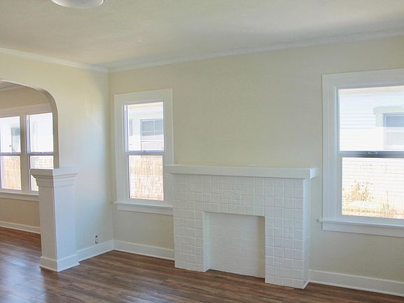 2nd image of 4263 Walton Ave