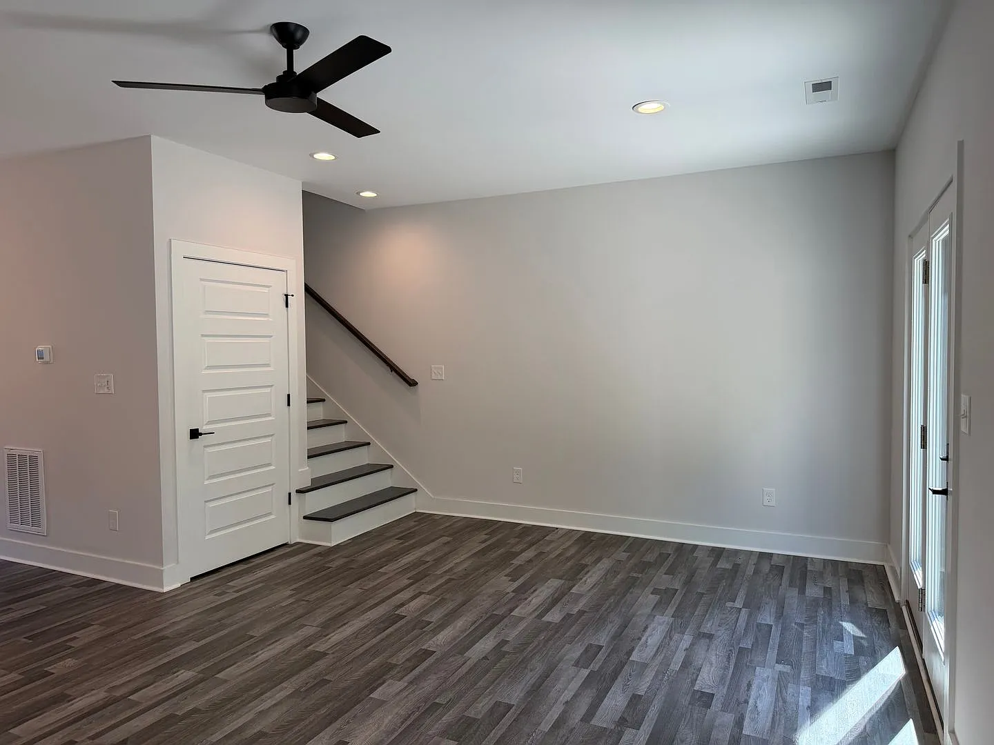 The Allure Townhomes Newer Rustburg Community — Photo 4