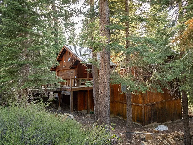 1150 Statford Way — Photo 28