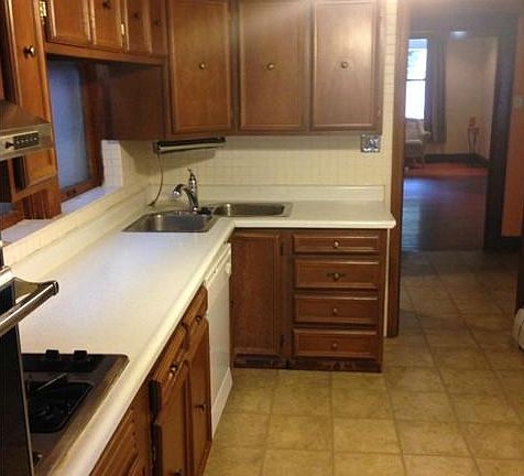 3rd image of 6412 W Park Ave