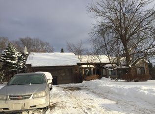 5052 Knob Hill Dr NE, Grand Rapids, MI 49525