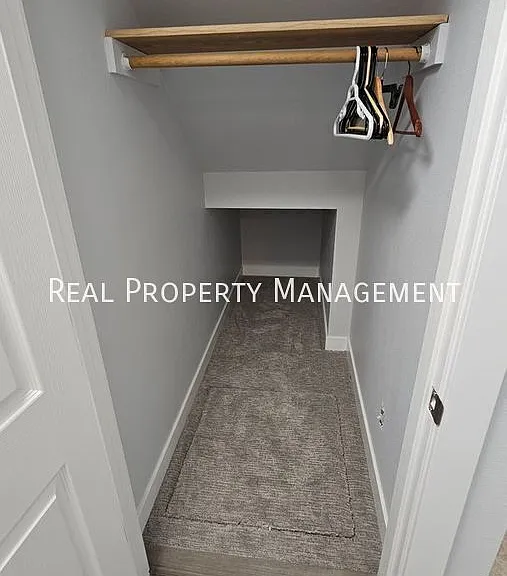 4031 Lunar Dr #B — Photo 19