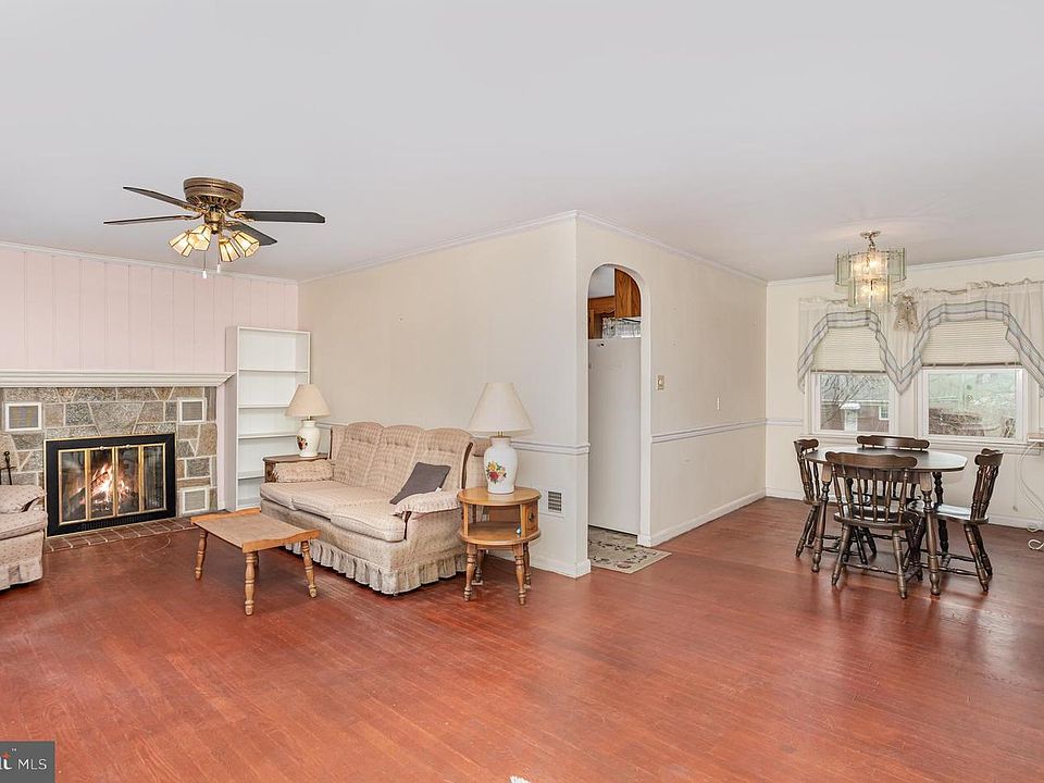 19 Lee St, Hanover, PA 17331 | Zillow
