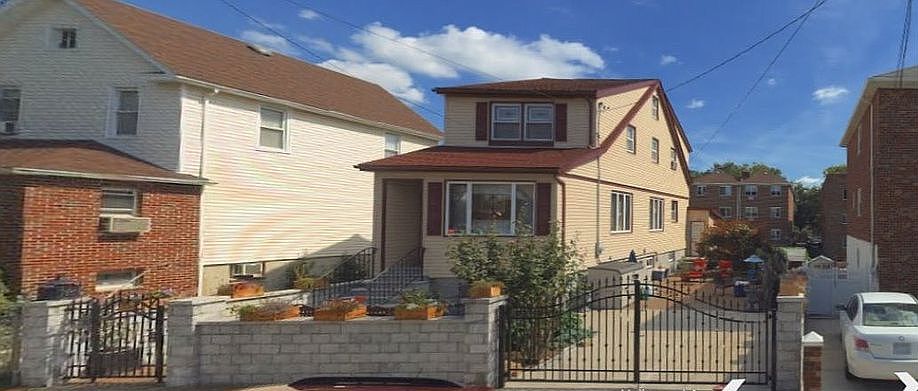 1st image of 834 Hollywood Ave