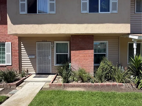 15910 Godwin Ct, Fountain Valley, CA 92708