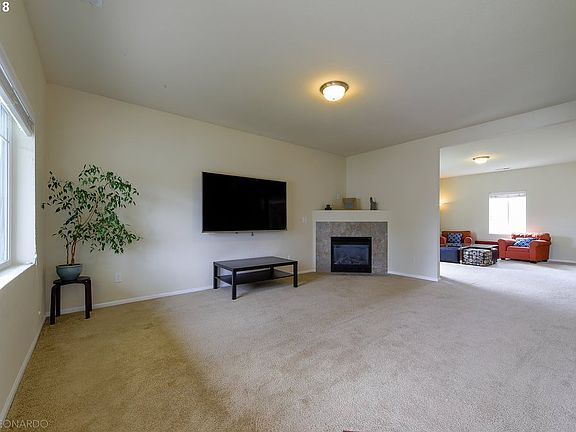 3rd image of 8701 NE 28th Way