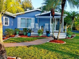 1417 Avenida Sier #1417, North Fort Myers, FL 33903