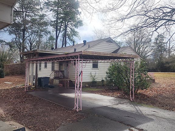 5th image of 719 E McIntosh Rd