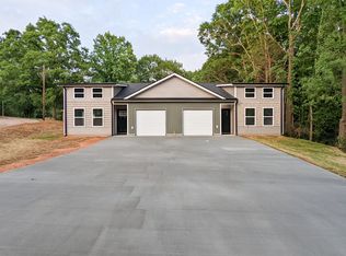 173 Sandifer Rd, Spartanburg, SC 29303