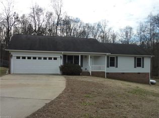 2712 William Henley Pl, Sophia, NC 27350