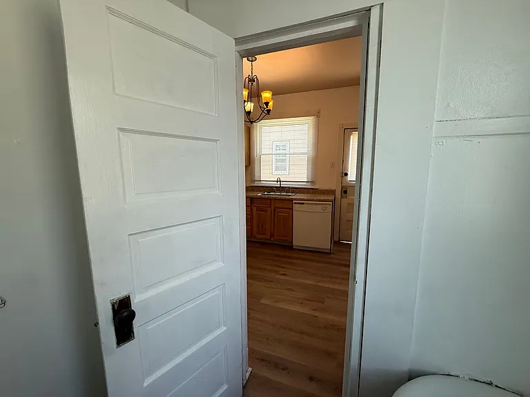 131 Broadwater Ave — Photo 5
