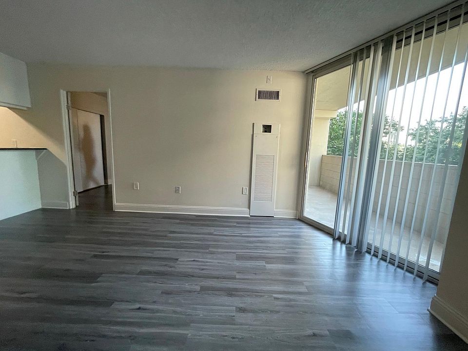 1st image of 1168 Galapago St