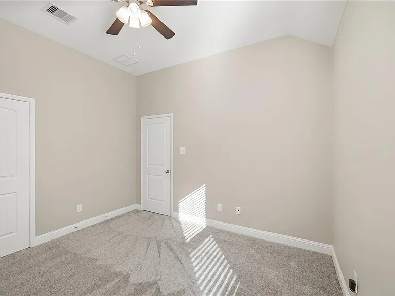 14915 Violet Willow Ct — Photo 8