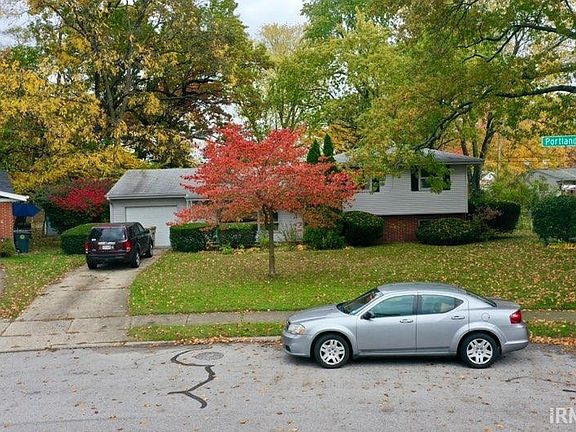 3rd image of 2749 Portland Ln