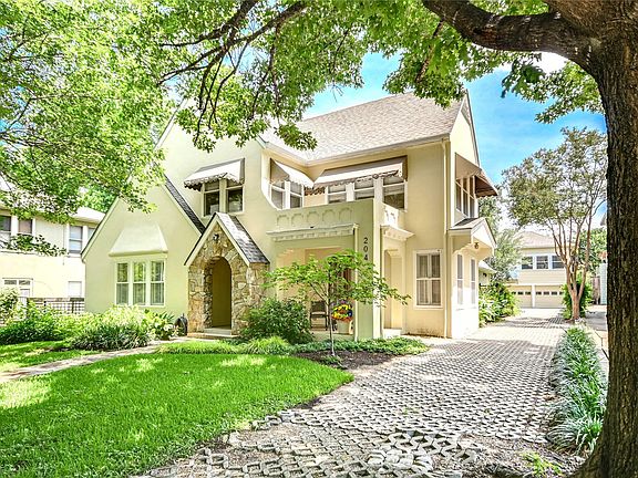 2nd image of 204 W 32nd St