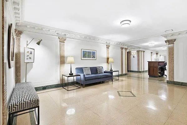 Rented by Douglas Elliman | media 7