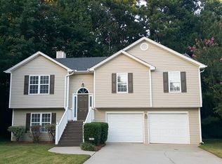 180 Foster Trace Dr, Lawrenceville, GA 30043