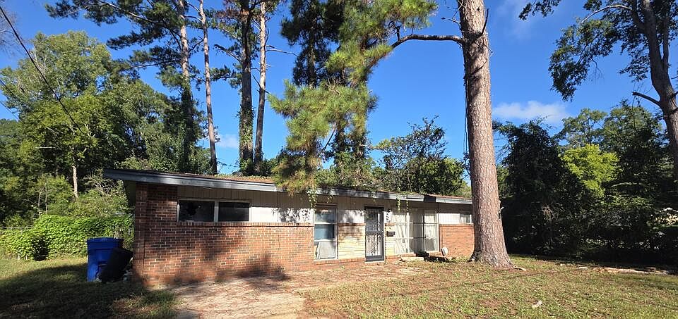 1st image of 2533 Cornell Ave