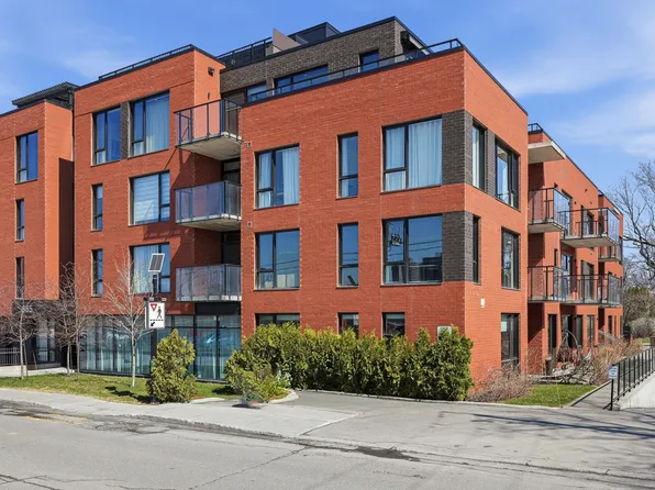 385 Rue Joliette #107, Longueuil, QC J4K 0C1