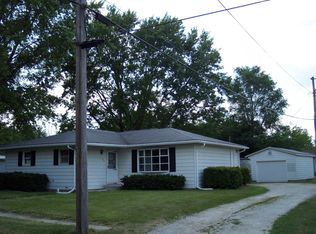 204 S Cherry St, Akron, IN 46910