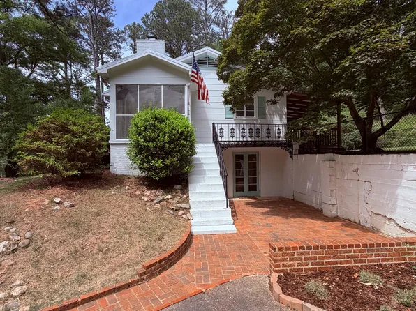 13 Brookside Dr, Wetumpka, AL 36092