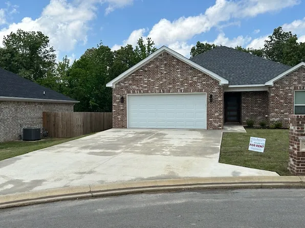 427 Gia St, Bono, AR 72416