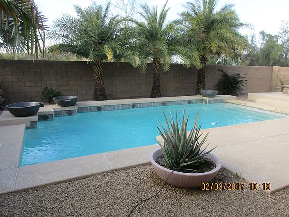 No house to the rear