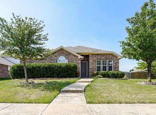 301 Cookston Ln, Royse City, TX 75189