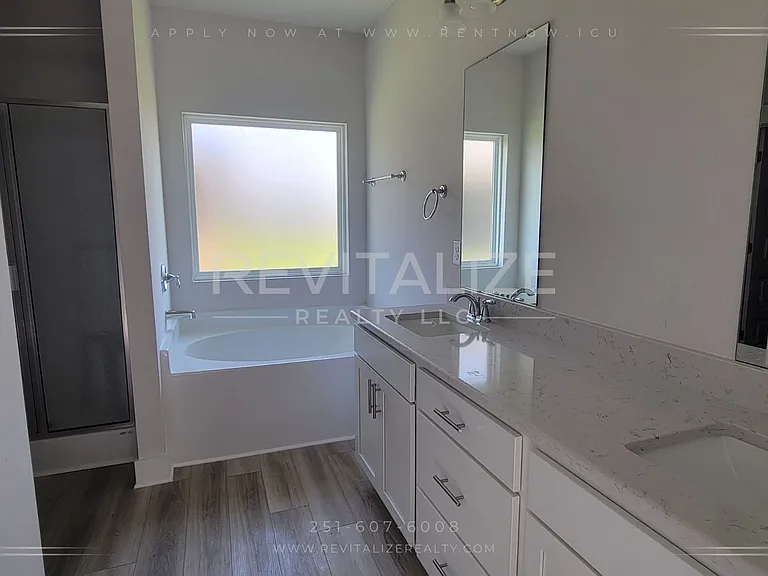 1730 Grouse St — Photo 44