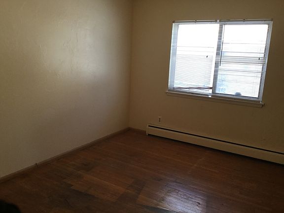 4th image of 6425 N 54th St APT 1