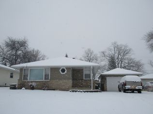1240 Meadow Ln, Kewaskum, WI 53040