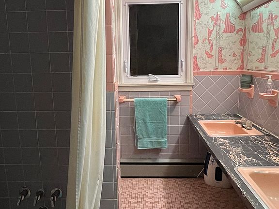 Very retro bathroom with lots of counter space. Planning to make some updates soon.