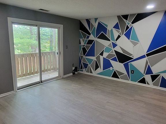 Livingroom with brand new hardwood floor