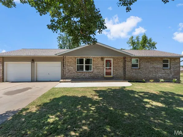 12 Jessie St, Perryville, MO 63775