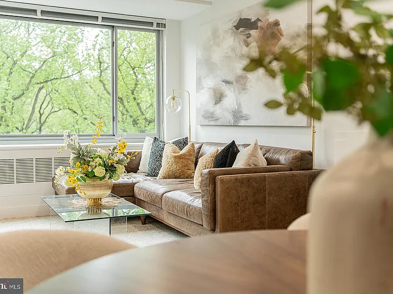 4200 Cathedral Ave NW #1005 — Photo 10