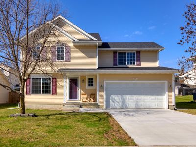 2331 E Luster Ln, Des Moines, IA, 50320