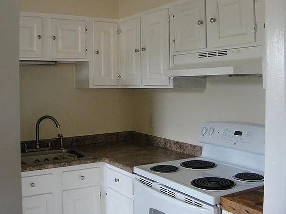 5th image of 224 N Gay St APT 3B