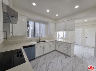 126 N Croft Ave APT 201, Los Angeles, CA 90048
