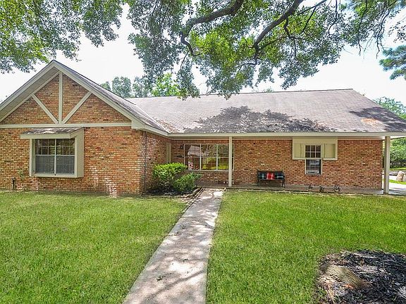 2nd image of 9506 Fairdale Ln