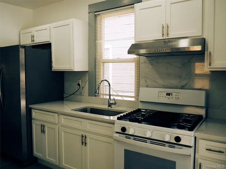 46 Poplar St — Photo 5