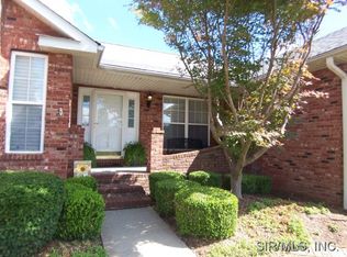 1609 Greenbrier Dr, O Fallon, IL 62269