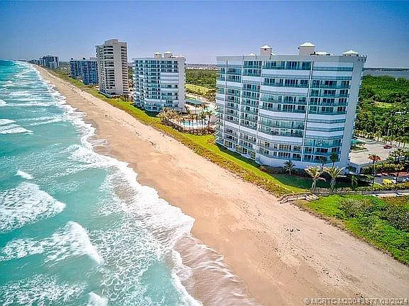8600 S Ocean Dr #303