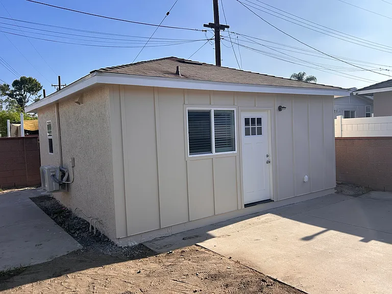 13833 Imperial Hwy #B — Photo 1