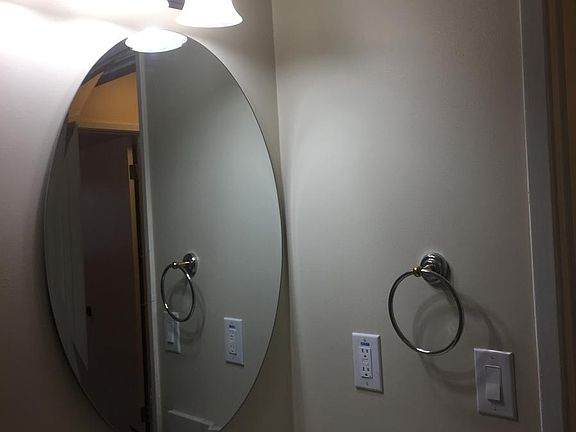 Bbathroom mirror