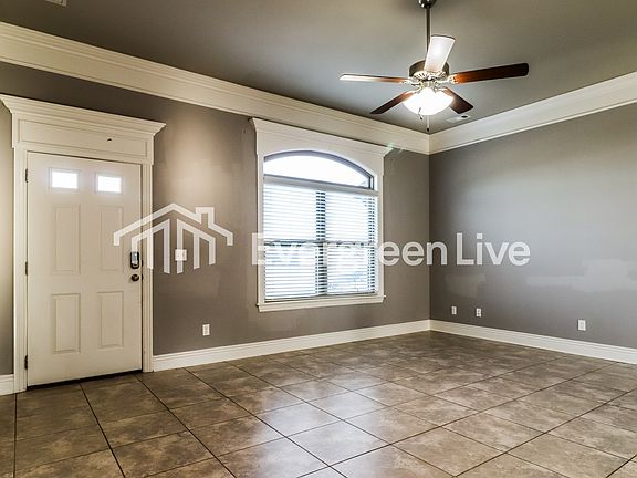 3rd image of 551 Sundowner Ranch Ave