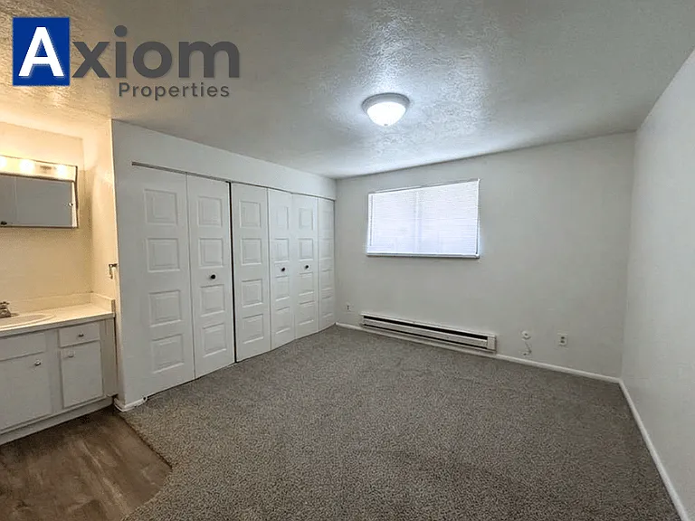 2117 Marigold St #1 — Photo 15